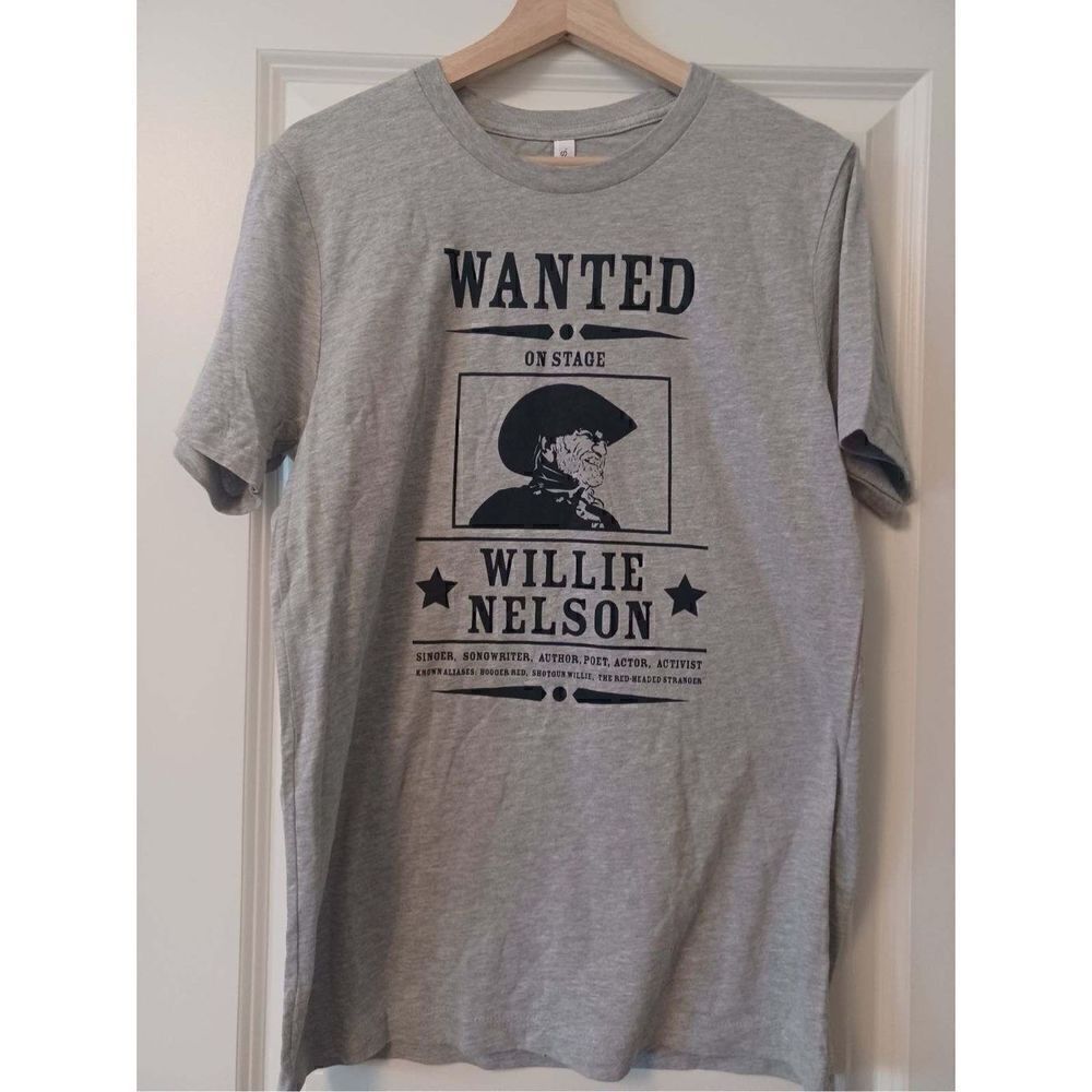 Willie Nelson Wanted Men's T-shirt size Medium
